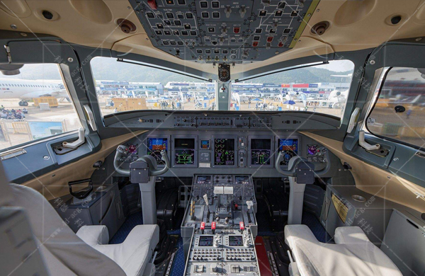 ARJ21飞机模拟驾驶
